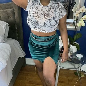 Velvet skirt